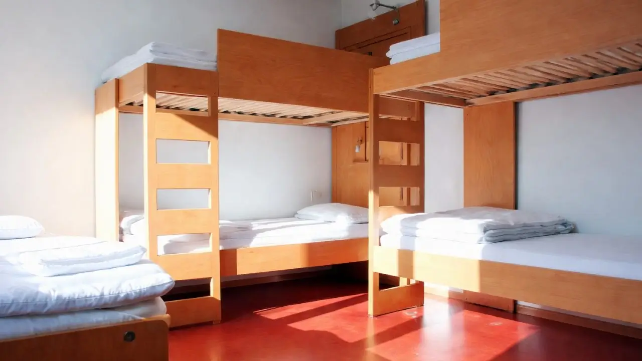 5-Bett-Zimmer mit Gemeinschaftsbad